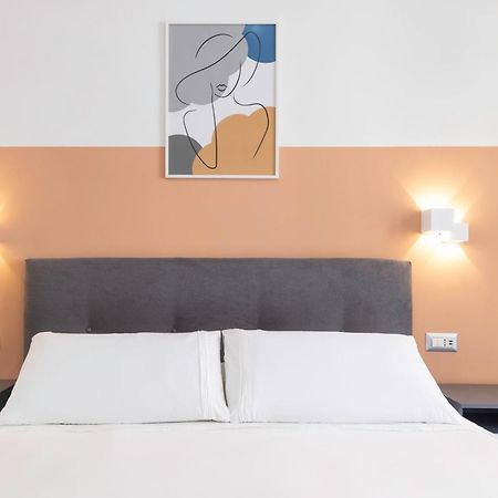 Quarzo. Modern Rooms Cagliari Dış mekan fotoğraf