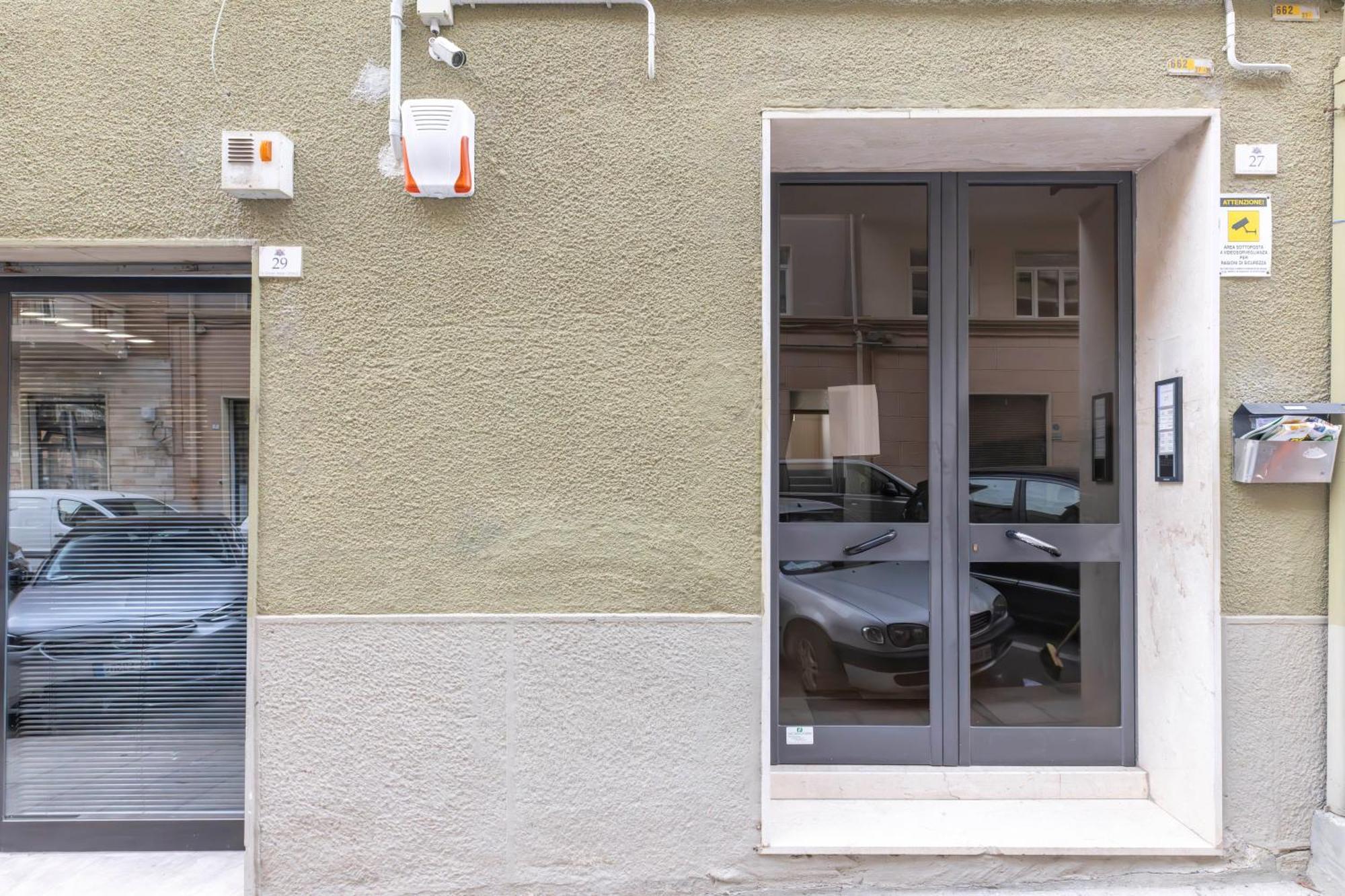 Quarzo. Modern Rooms Cagliari Dış mekan fotoğraf