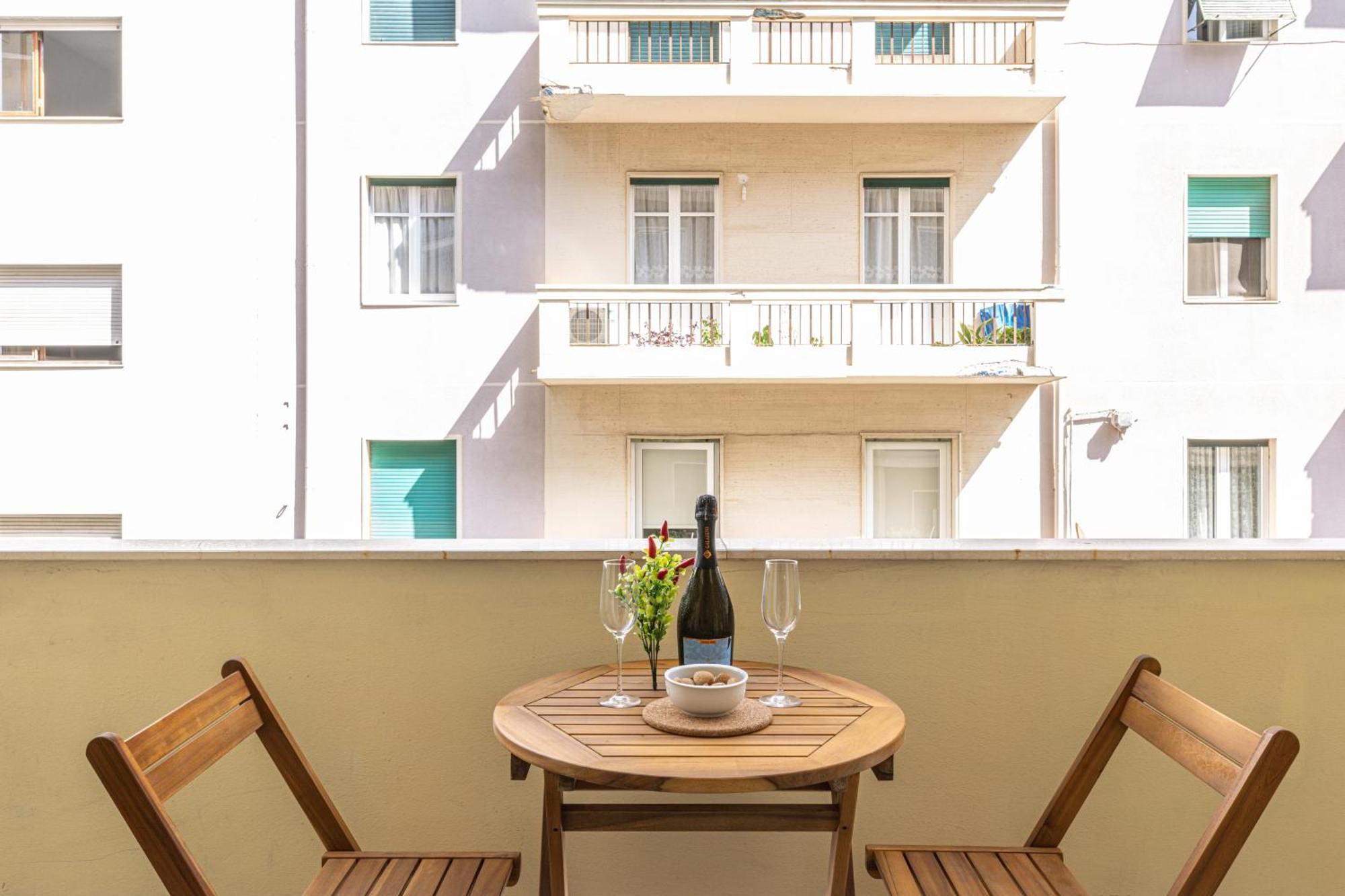 Quarzo. Modern Rooms Cagliari Dış mekan fotoğraf